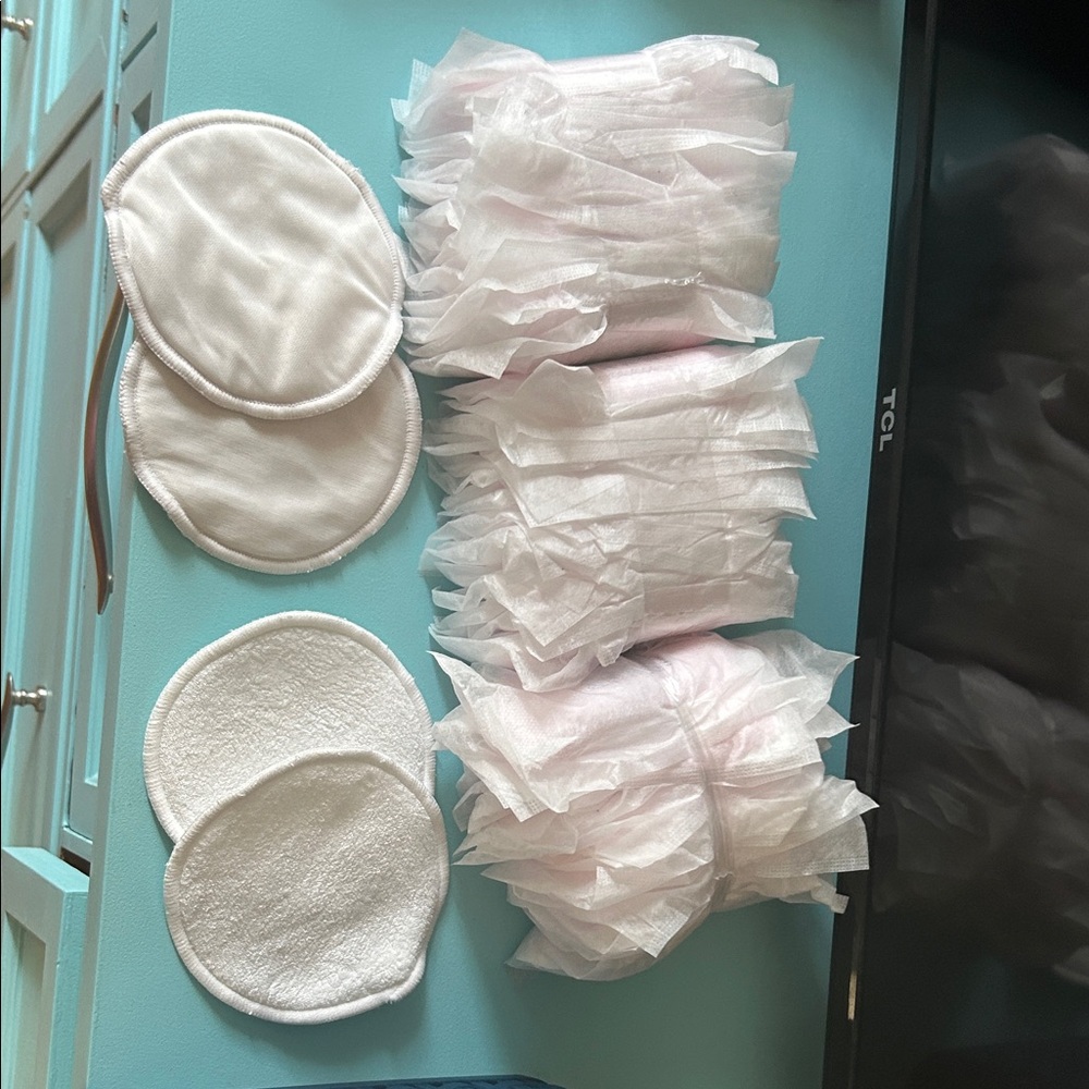 White Nursing Pads